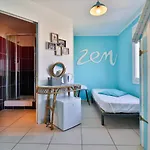 La Bastide Hotel *
